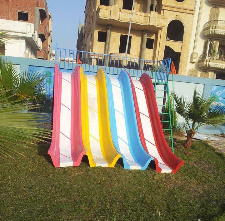 ألعاب الأطفال والكرنفالات المجمعة - صورة 4